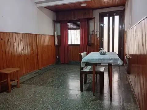 Depto Tipo Casa en Venta en Lanus Este, USD 49.900