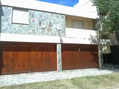 3 e/ 46 y 48