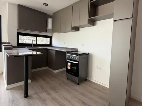 Departamento en Alquiler en Munro, $ 750.000