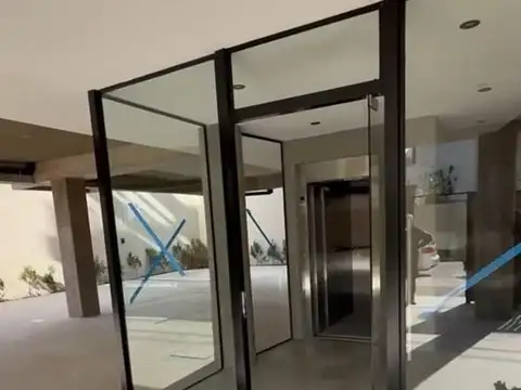 Olaguer Y Feliú 4700, Piso 1
