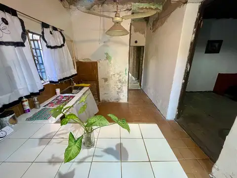Casa 5 ambientes con 2 baños