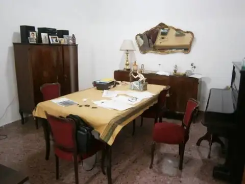 Casa en Venta en Avellaneda, USD 155.000