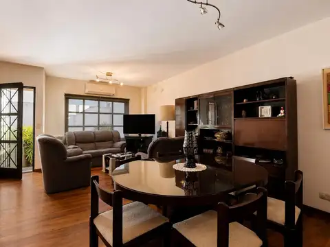Depto Tipo Casa en Venta de 3 dormitorios