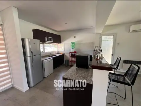 Casa 4 ambientes con 3 baños