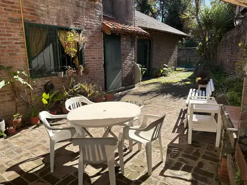 Aguado 2200