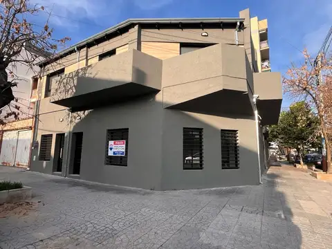 ALQUILER 2 AMB CON PATIO A ESTREAR LANUS OESTE