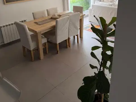 Departamento 4 ambientes con 3 baños