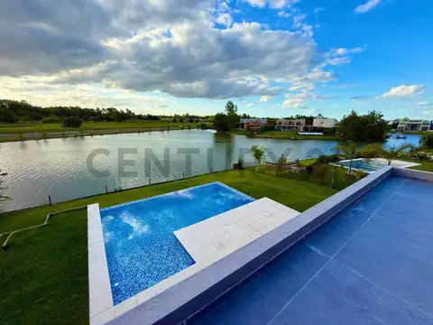 Casa en Venta en Jardines de Escobar, USD 420.000