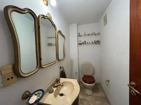 Depto Tipo Casa 4 ambientes con 2 baños