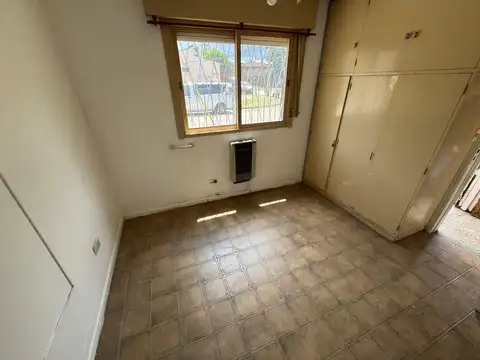 Depto Tipo Casa 2 ambientes con 1 baño