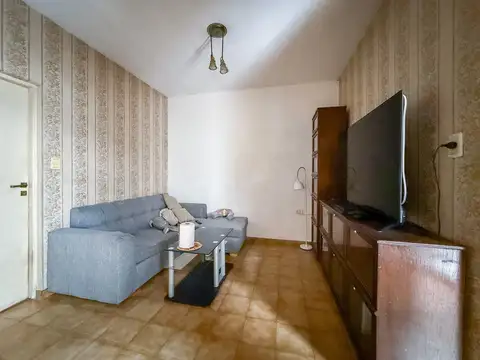 Depto Tipo Casa en Venta con 1 cocheras