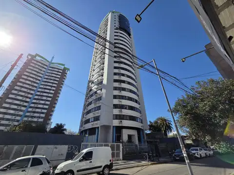Paunero 800, Piso 14