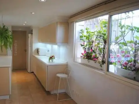 Departamento 6 ambientes con 4 baños