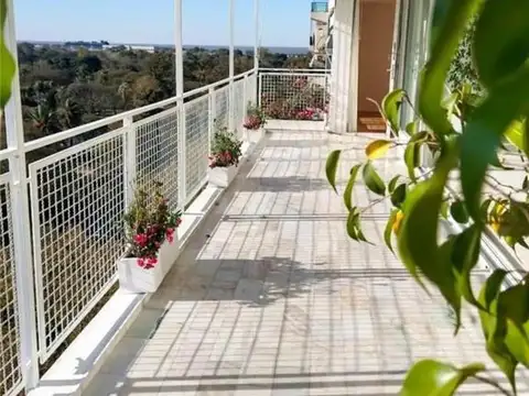 Departamento en Alquiler de 5 dormitorios