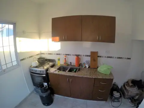 Casa en Alquiler con 1 cochera