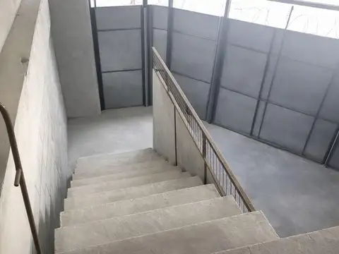 Local en Alquiler en Villa del Parque, USD 9.000