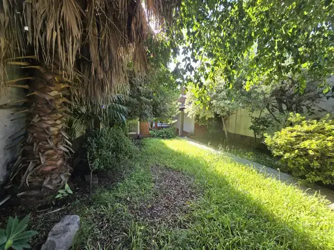 Casa de 4 ambientes en Lote Propio en Venta en Villa Pueyrredón