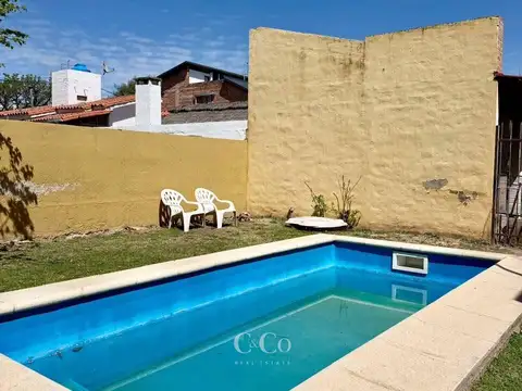 Casa en Venta con 1 cochera
