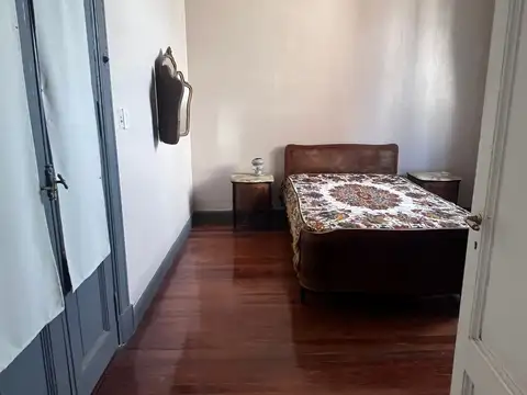 Departamento 6 ambientes con 2 baños