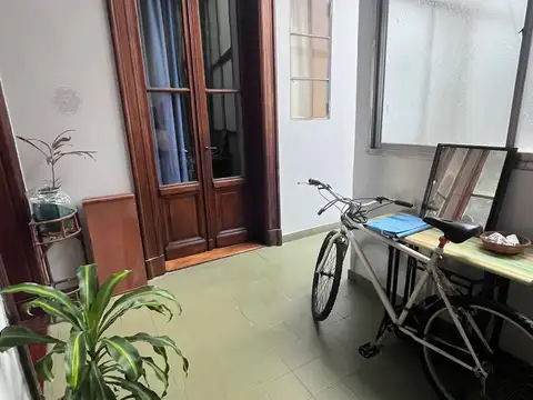 Oportunidad. Departamento Dúplex, Tiene Terraza con Parilla y Quincho - Av Juan de Garay Al 300