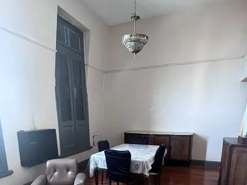 Avenida Juan De Garay 300
