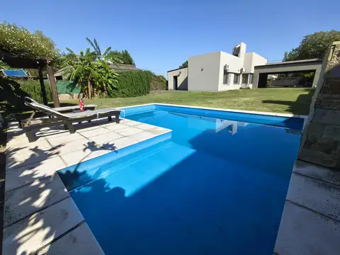 Quinta en Venta en Arroyo Leyes, USD 120.000