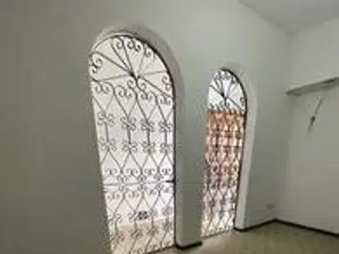 Depto Tipo Casa en Venta de 4 dormitorios