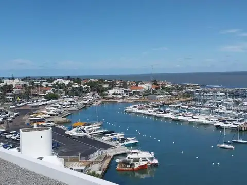 Departamento penthouse en alquiler temporal en el puerto