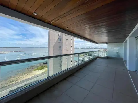 Departamento en Alquiler Temporal de 4 dormitorios