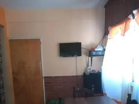 Casa en Venta en Isidro Casanova, USD 70.000