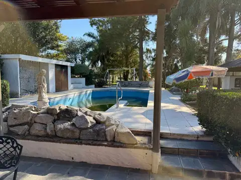 Venta casa quinta sobre ruta 70