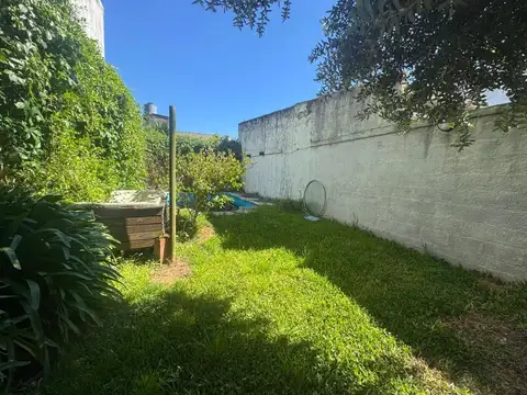 Casa 3 ambientes con 2 baños