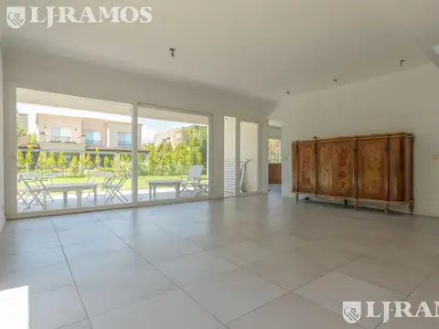 Casa en Alquiler de 3 dormitorios
