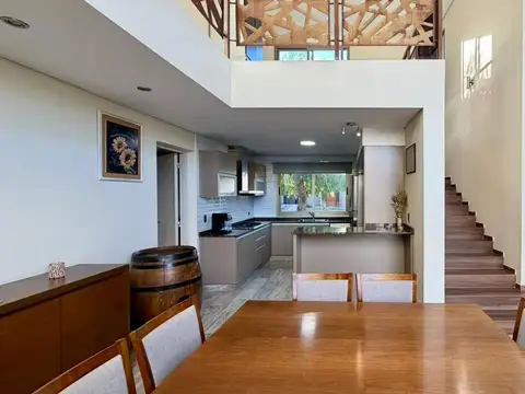 Casa en Venta en Godoy Cruz, USD 270.000