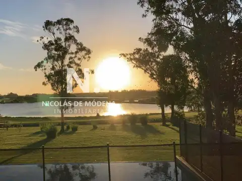Casa en Alquiler Barrio Privado Manantiales Cuatro  dormitorios