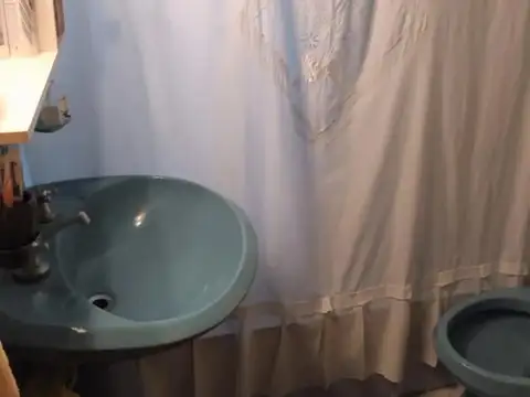 Depto Tipo Casa 3 ambientes con 2 baños