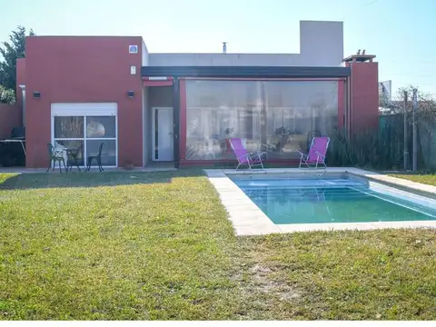 VENDE - CASA 2 DORMITORIOS - CAMPIÑAS DE PIÑERO - PIÑERO