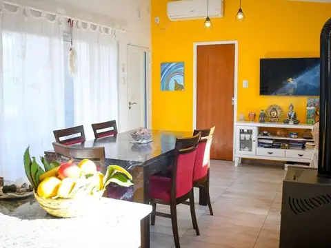 VENDE - CASA 2 DORMITORIOS - CAMPIÑAS DE PIÑERO - PIÑERO