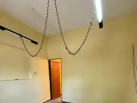 Local en Alquiler en San Vicente, $ 300.000