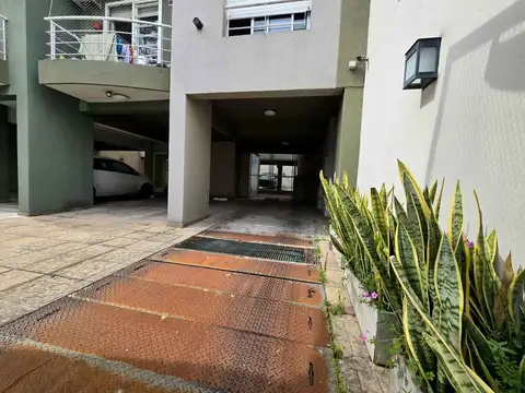 Manuel A. Fresco 100