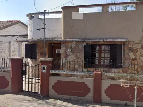 Casa de tres dormitorios en Pérez