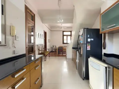 Depto Tipo Casa en Venta de 6 ambientes