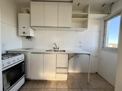 Departamento en Alquiler en Alberdi, $ 650.000