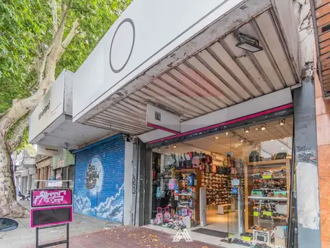 Local en Venta 103 años