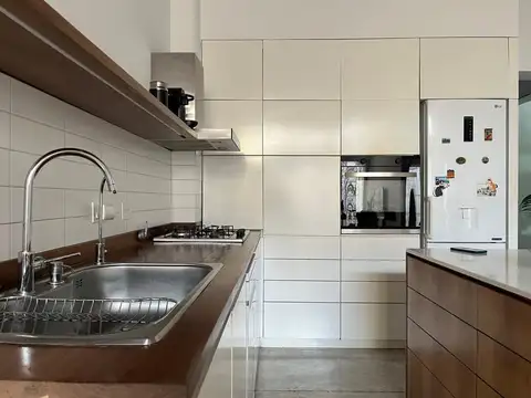 Depto Tipo Casa en Venta en Saavedra, USD 299.000