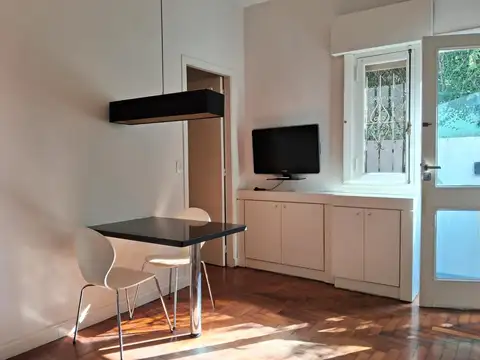 Depto Tipo Casa en Alquiler de 2 ambientes