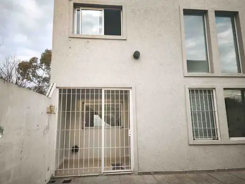 Casa en Venta en Los Hornos, USD 75.000