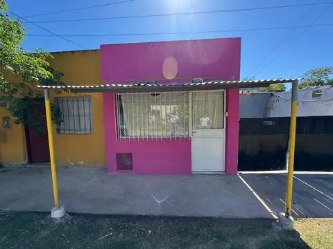 CASA CON DEPARTAMENTO Y LOCAL EN OLIVERA