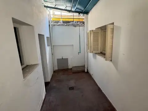 Departamento interno AMPLIO, 100 m2. NO PH