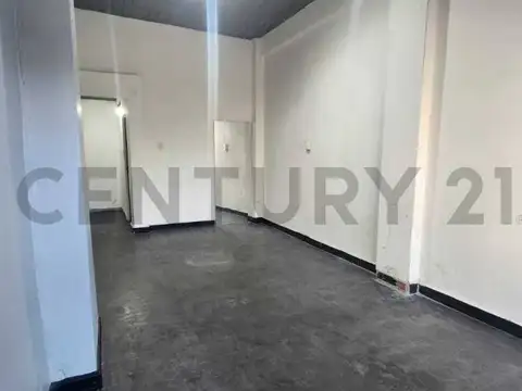 Oficina en Alquiler en Ituzaingo, $ 500.000